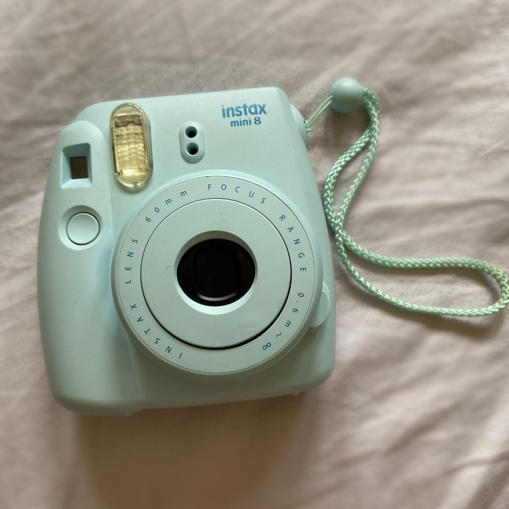 Polaroid Blue